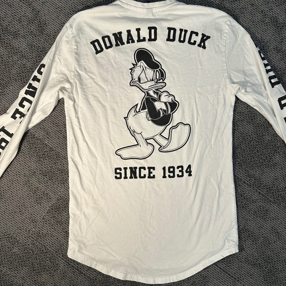 H&M Divided Disney Donald Duck Long Sleeve Shirt White Mens Small Graphic Tee - Picture 4 of 6